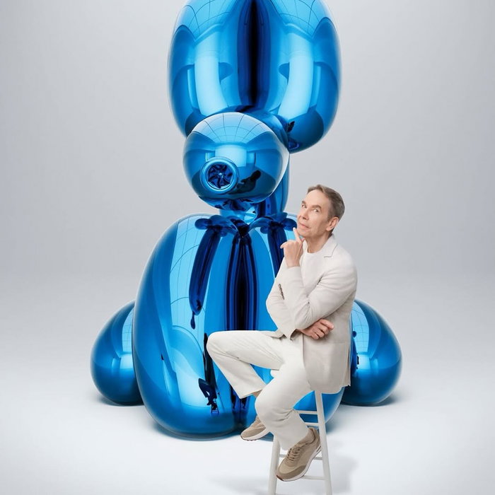 Repost from @jeffkoons, the nee brand ambassadeur of LVMH. This is uber cool.