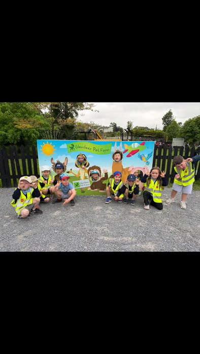 What a spectacular day for our Junior & Senior Infants! 🌟 Today’s School Tour was a massive success, packed with big smiles, furry friends, and memory-making moments. ❤️ Every single second was enjoyed by all! 🦙 We owe a huge thank you to the incredible team @glendeerfarm for being the absolute best hosts and to @kbuggycoaches for getting us safely there and back. 🚌🌾