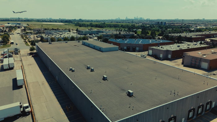 World Food Equipment on Instagram: What does it take to cool 176,000+ cubic feet of refrigerated space? ❄️ Nearly 6,000 sq. f…
