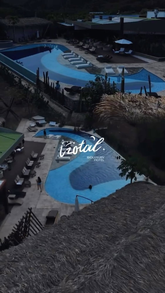Viajar es mucho más que cambiar de paisaje; es transformar tu interior. 🌵🇨🇴
De nada sirve cambiar de lugar si cargas con el mismo ruido y estrés. En Izotal Bio Luxury Hotel, en Remolino, te invitamos a viajar para dejar una huella de gratitud en la tierra y llevarte a cambio una profunda calma en el alma.
Regálate el silencio y el descanso que tu cuerpo te está pidiendo. 🏜️👇
🔗 ¿Listo para el verdadero viaje? Escríbenos por mensaje directo y asegura tu reserva en Izotalbiohotel.
Nariño Izotalbiohotel