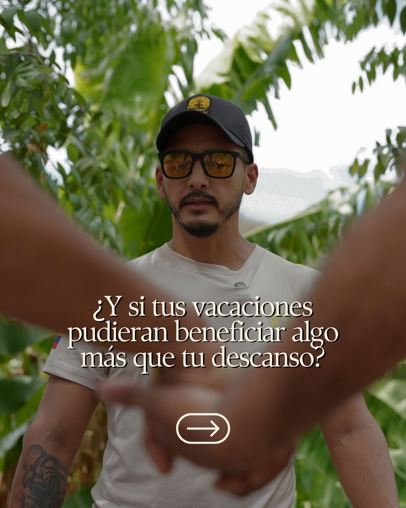 Cada viaje deja una huella. La pregunta es: ¿qué huella quieres dejar tú?
Durante mucho tiempo pensamos que viajar era simplemente cambiar de lugar.
Hoy sabemos que puede ser mucho más.
Puede ser una forma de cuidar la naturaleza que te recibe.
De fortalecer las comunidades que la habitan.
De apoyar a quienes producen con sus manos.
Y, al mismo tiempo, regalarte el descanso que tanto necesitas.
En Izotal creemos que el verdadero lujo no está solo en lo que disfrutas, sino en el impacto positivo que dejas mientras lo haces.
Porque cuando eliges viajar con propósito, todos regresamos con algo valioso.
🌿 Tú vuelves con más calma.
🌱 La comunidad crece.
🤝 El territorio se fortalece.
Descansa. Conecta. Contribuye.
Reserva tu experiencia y descubre que unas vacaciones también pueden convertirse en una forma de dejar huella. 💚