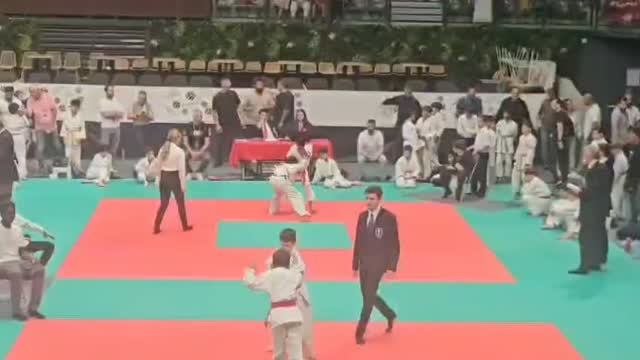 🥋✨ OKURI ASHI BARAI : la technique qui fait tomber sans force ! 💥 Quand le timing est parfait, un simple balayage s…