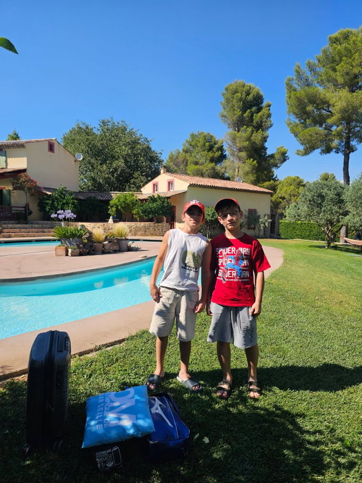Cap sur une semaine intense pour Gabriel et Matteo ! 🥋✨ ​Nos deux judokas entament une semaine de stage dédiée au pe…