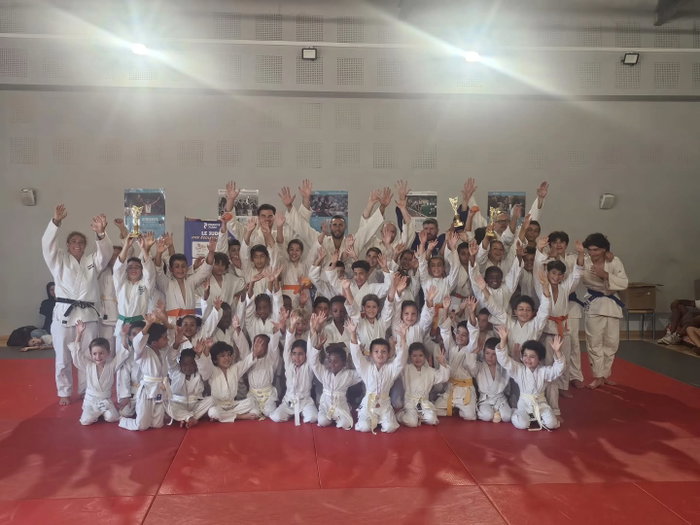 Clap de fin pour cette belle fête du club ! 🥋🎉 Un immense merci à tous nos jeunes judokas, ainsi qu'aux parents et …