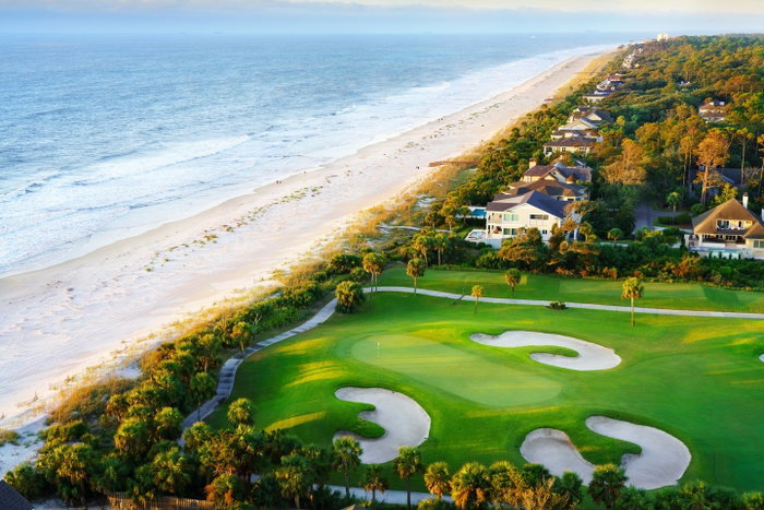 Happy Labor Day from all of us at Palmetto Dunes and @sheltercoveharbourmarina! ☀️🏖️ Spend the day relaxing on the beach, playing a round of golf, taking a bike ride around the resort or cruising the open water on our Aloha Pontoons at Shelter Cove Harbour and Marina. 🚤🌊

Visit the link in our bio to learn more about resort activities and @sheltercoveharbourmarina boat rentals.