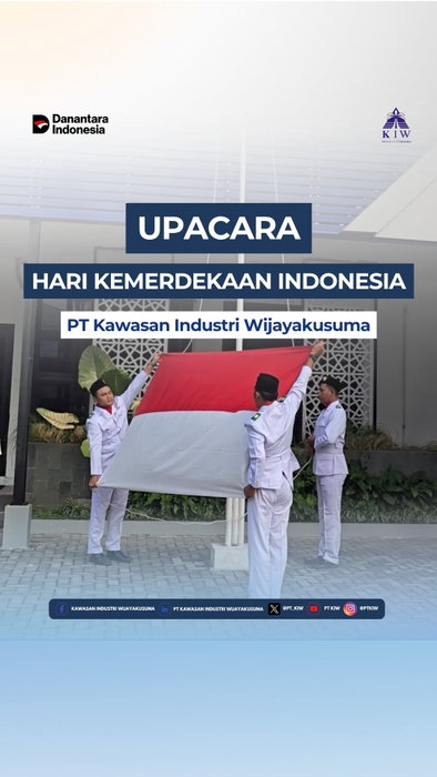 🇮🇩 DIRGAHAYU REPUBLIK INDONESIA KE-81

Semangat kemerdekaan terus kita kobarkan dalam Upacara Peringatan Hari Kemerdekaan Republik Indonesia ke-81 yang dilaksanakan di halaman Kantor PT Kawasan Industri Wijayakusuma, Senin, 17 Agustus 2026.

Mengusung tema “Indonesia Berdaulat, Adil, dan Makmur”, upacara dipimpin oleh Sugeng Riyanto, Direktur Pengembangan dan Operasional PT KIW, serta dihadiri oleh Yogi Putra Wijaya, Direktur Keuangan dan Manajemen Risiko PT KIW, bersama seluruh karyawan PT KIW.

Momentum ini menjadi pengingat bahwa kemerdekaan bukan sekadar perayaan, tetapi juga semangat untuk terus berkarya, berkontribusi, dan melangkah bersama demi Indonesia yang semakin maju dan sejahtera.

Dirgahayu Republik Indonesia ke-81! 🇮🇩
Indonesia Berdaulat, Adil, dan Makmur.

#HUT81RI #KitaIndonesia #MelangkahDenganHarapan #KitaIndonesiaPeduliNTT #PTKIW KawasanIndustriWijayakusuma IndonesiaMerdeka KemerdekaanRI