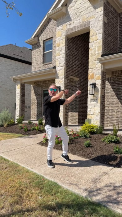 Your next home might already be waiting for you in Brookfield. From move-in ready homes to floor plans yo…