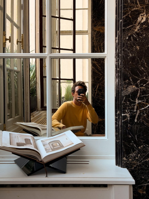 Highstay instagram It’s always a pleasure to welcome @lifeof_riley, his wife @paigeharper, and their child to our Parisian apartments. This time, they stayed at Louvre II, located right across from the Louvre Museum.