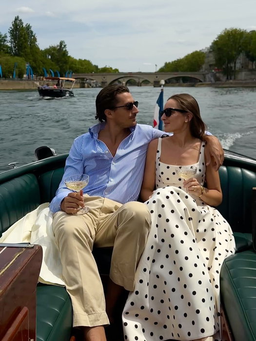 Highstay instagram During their stay in Paris, @laurandnicolas experienced our Seine River cruises and explored Paris along the river, enjoying a unique view of the city and its landmarks.
To learn more about our services and experiences, contact our Concierge Service before your arrival or during your stay, and they will take care of everything down to the smallest detail so you won’t have to worry about a thing.