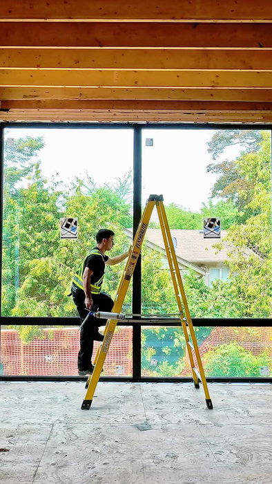 Some days don’t need much talking.
Just the sound of a job getting done right.
Everlast. Done right.
#madeincanada #canadianhomes #canadianmade I