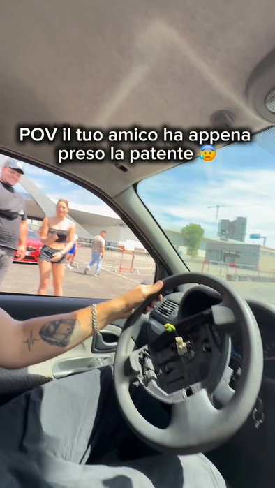 Tagga il tuo amico/a che farebbe questa fine 😂