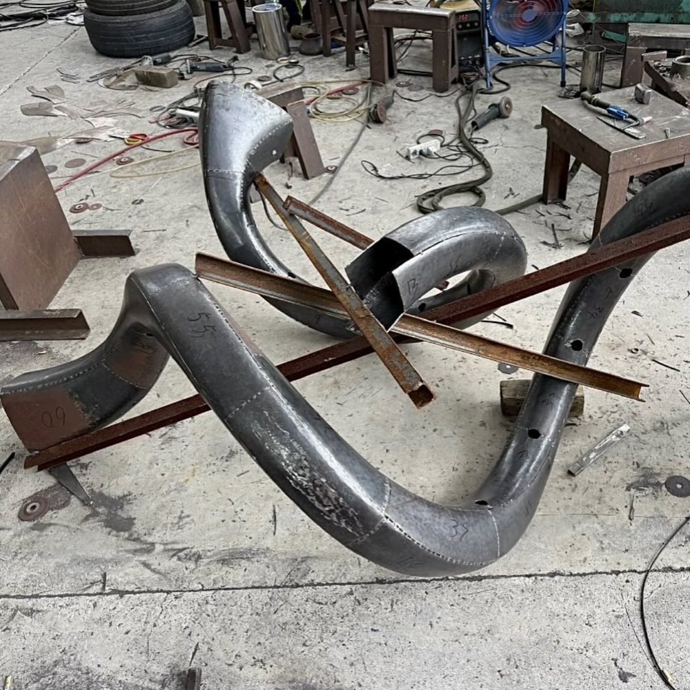 Constantin Ford 12 FT Stainless Corten Steel DNA Sculpture work in progress #constantinford #stainlesssteelsculpture #co