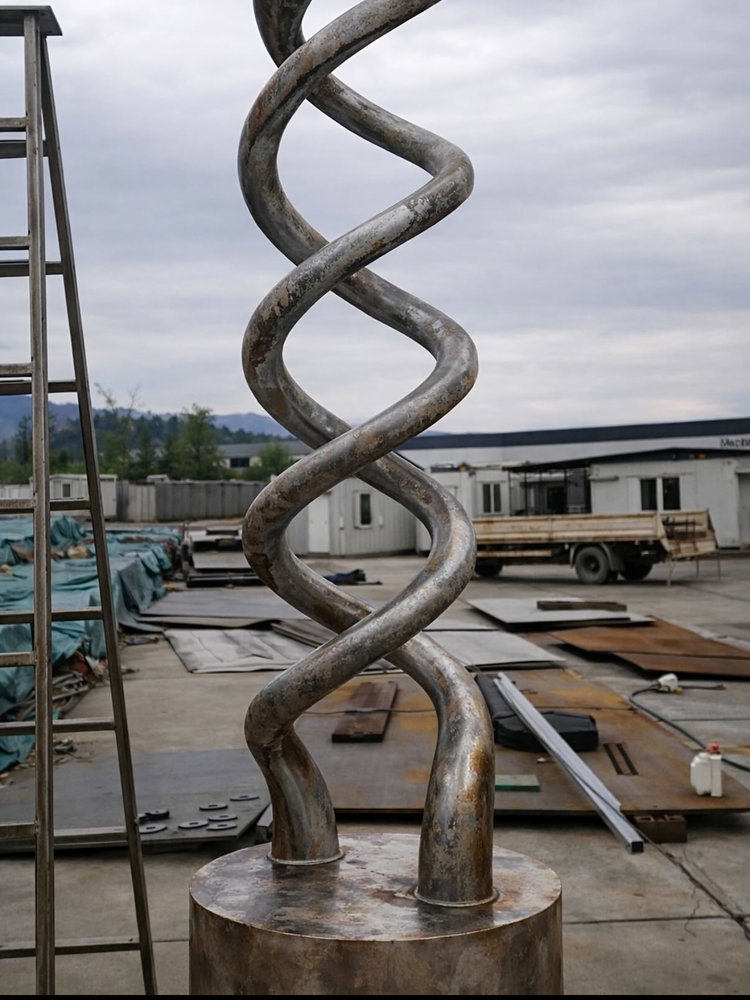 DNA SCULPTURE | Stainless Steel erosion rust patina 366 cm - 12 ft #constantinford