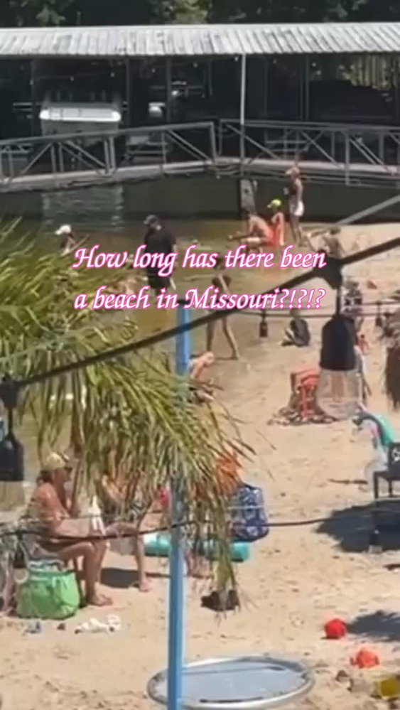 AND a beach party @frankyandlouies Fri 2-6pm Sat 1-5pm