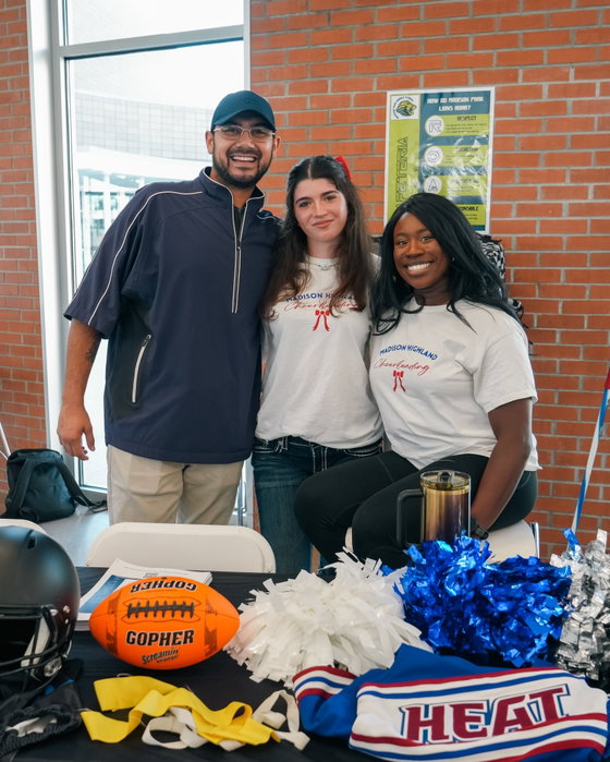 Madison Highland Prep on Instagram: 💙 It takes a community.

A huge thank you to our faculty, staff, and student volunteers who helped 