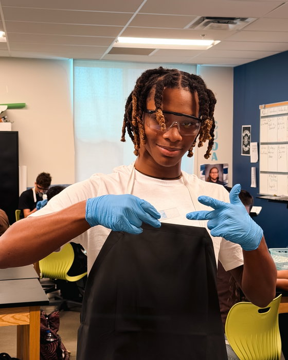 Madison Highland Prep on Instagram: 🧪 Biology under the microscope!

Our students put their microscopes to work during a magnification 