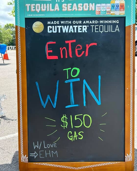 Happy Father’s Day!!
Celebrate dad with a free beverage. Cookies for the little ones! 🎊⚓️❤️