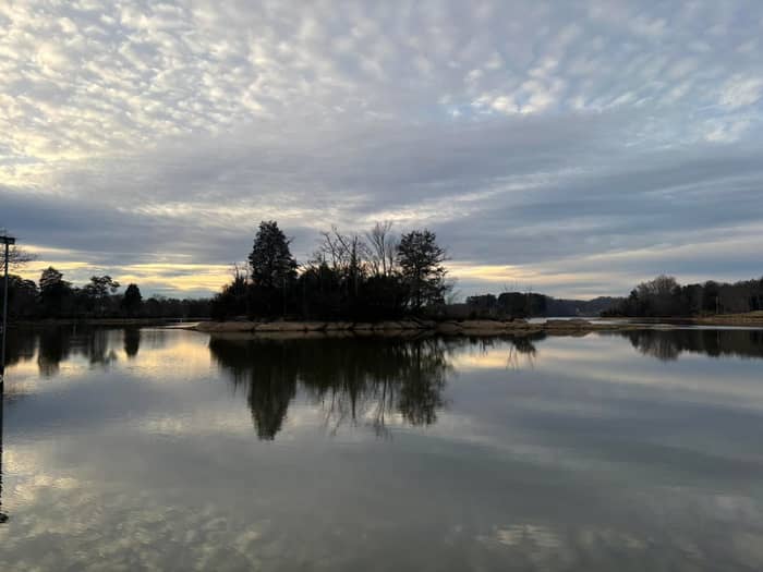 Beautiful winter evening at Sun Life Marinas Louisville Landing.