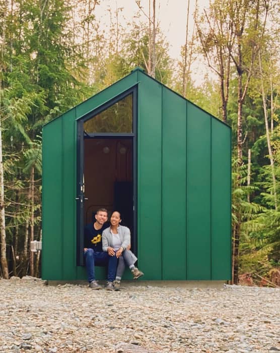 Check out this awesome #huronbunkie built on a BC island! Stay tuned for more details about the inspiring couple behind this amazing project and their vision.

@subpilot.remy 👫 @neymont

#islandbuild #thebunkie #bcislands #melchersgreen #digitalfab