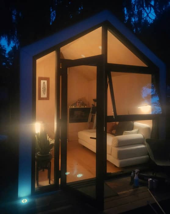 Woo! It's Friday... and look at this cozy little space for weekend hangouts and sleepovers!

The proud owners of our client feature in this months newsletter say 