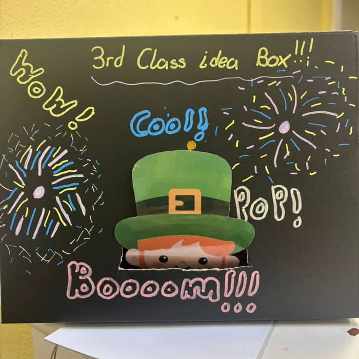 Féach cá raibh Mícheál i bhfolach inniu!