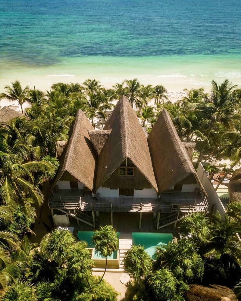 Paradise, found: @lavalisetulum

Where white sands meet turquoise waters, La Valise Tulum embodies a slower, more intentional pace of travel. 

Mayan-inspired wellness rituals define the experience, from nourishing Luuk and Xocolatl wraps to pre-Hispanic sound healing, all designed to bring stillness, spiritual attunement and inner balance.

- Communications - 

#BacchusAgency #LaValiseTulum