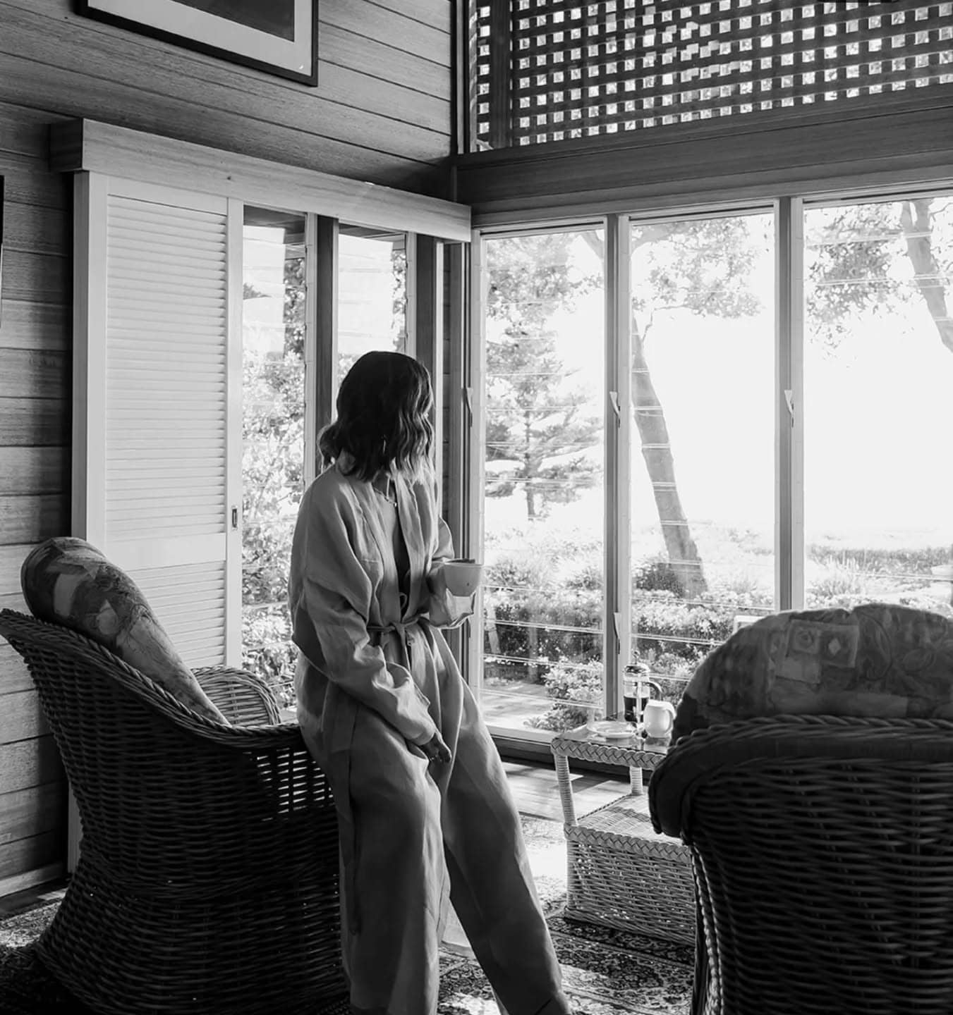 Did you know that our check out time is not until 12pm? Plenty of time to have breakfast, enjoy a cup of tea, go for a swim, enjoy a walk or just stay snuggled in your comfy bed listening to the birds #automaticlatecheckout #relax #savoureverymoment #reset
