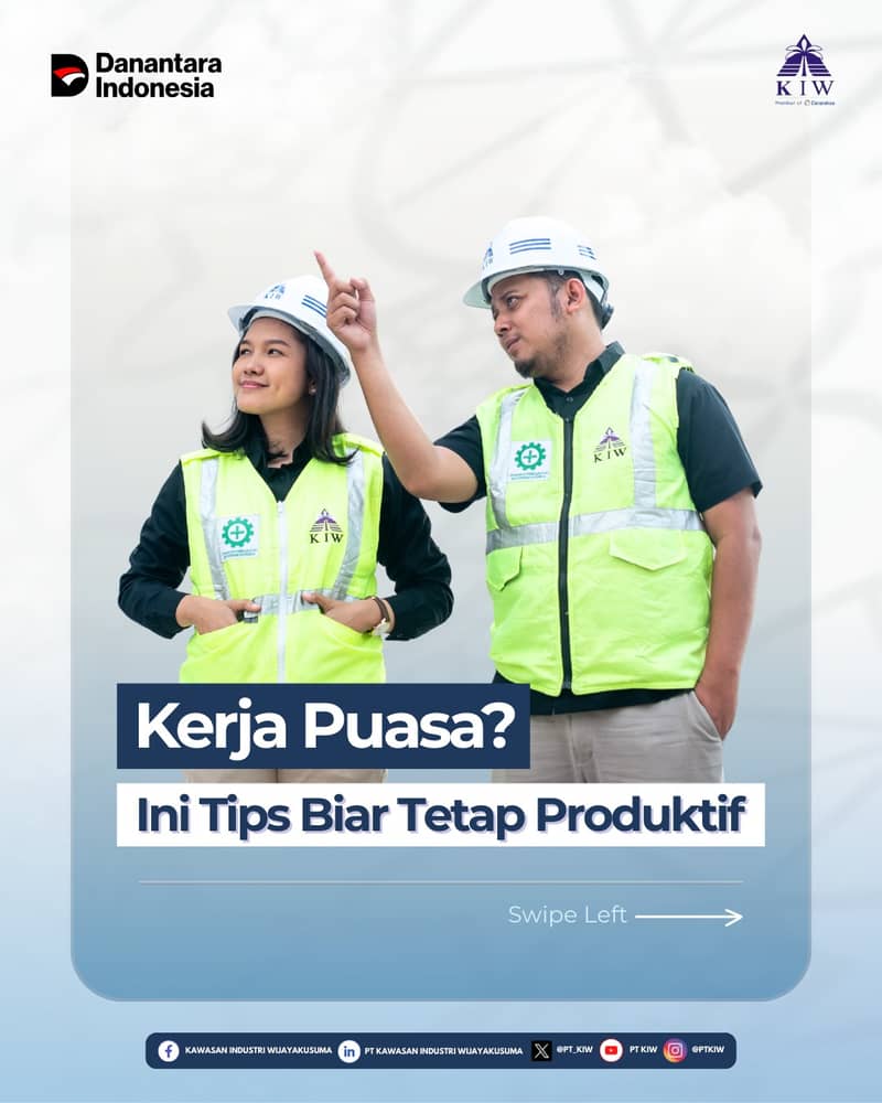 Halo KIWinners,
Bagaimana puasanya hari ini? Semoga tetap sehat, semangat, dan produktif, khususnya bagi rekan-rekan yang tetap menjalankan aktivitas kerja seperti biasa.

Bulan Ramadan bukan menjadi penghalang untuk tetap memberikan kinerja terbaik. Justru momentum ini dapat menjadi sarana untuk melatih disiplin, fokus, serta pengelolaan energi yang lebih baik.

Berikut beberapa tips agar kerja saat puasa tetap produktif:

🔹 Atur Prioritas Pekerjaan
Kerjakan tugas yang membutuhkan konsentrasi tinggi pada pagi hari, ketika energi masih optimal dan fokus masih terjaga dengan baik.

🔹 Manfaatkan Waktu Istirahat
Gunakan waktu istirahat untuk relaksasi ringan, seperti stretching atau duduk dengan tenang, agar tubuh dan pikiran kembali segar.

🔹 Hindari Aktivitas Berlebihan
Kelola energi secara bijak. Hindari aktivitas yang tidak mendesak agar stamina tetap stabil hingga jam kerja selesai.

Ramadan adalah waktu yang tepat untuk memperkuat integritas, meningkatkan kedisiplinan, serta membangun budaya kerja yang lebih baik.

✨ Mari jadikan Ramadan sebagai momentum memperkuat budaya kerja yang berintegritas.

#RamadanProduktif #KIWinners #WorkWithIntegrity
