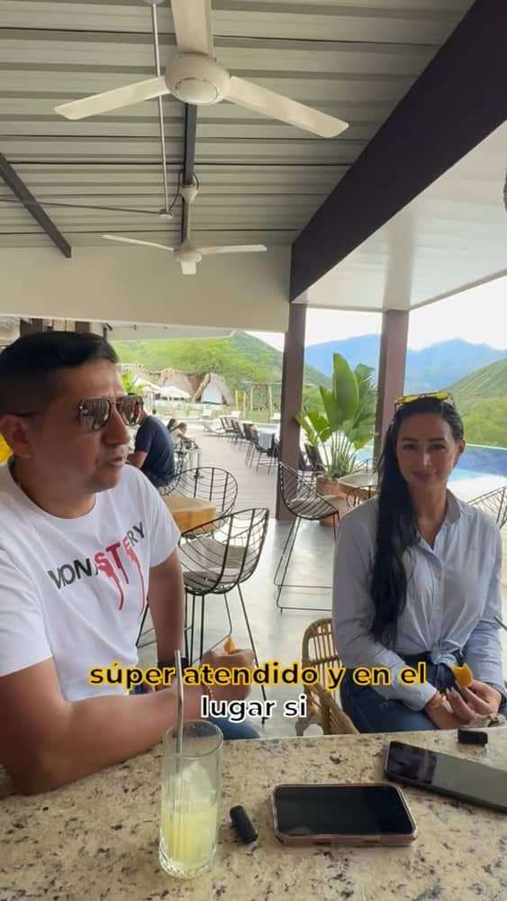 ✨ No lo decimos nosotros… lo dicen quienes ya lo vivieron.
Escuchar a nuestros huéspedes hablar desde el corazón nos recuerda por qué existe Izotal.☀️
Aquí no solo se descansa, aquí se confía, se siente y se vive. 🌵
Si ellos se atrevieron a venir,
quizás esta también sea tu señal.
👉 Reserva tu experiencia y ven a vivir Izotal.
Link en el perfil.
Izotal Biohotel. Donde la experiencia habla por sí sola.