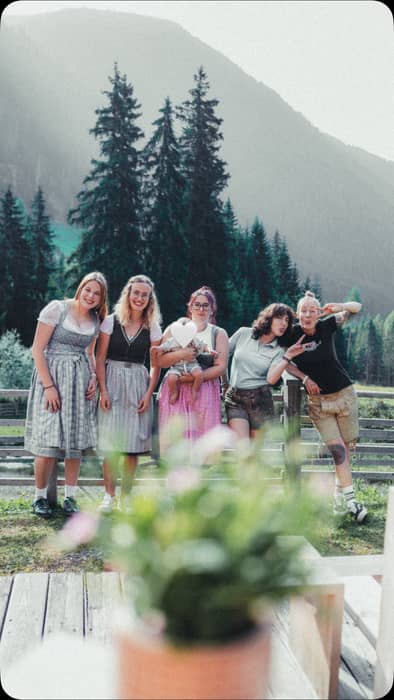 Des wars giweddn: Summo‘25 ☀️
An groaßn Vogelli in olle wosn vobeikemm san💛
Bis zin negste Summo😘

#messnerhütte #malgamessner #mirsegnins