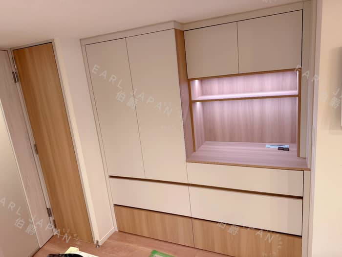 フルオーダークローゼット(Before/After&3D)
こちらはリビングキッチン横の壁にぴった